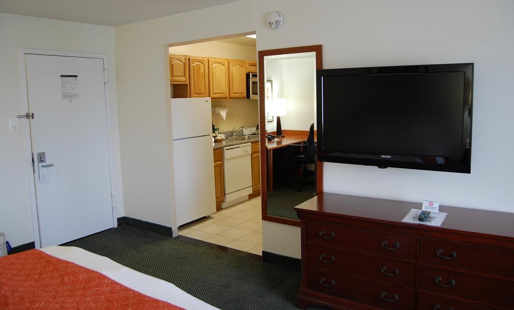 Washington Suites Alexandria Pokoj fotografie