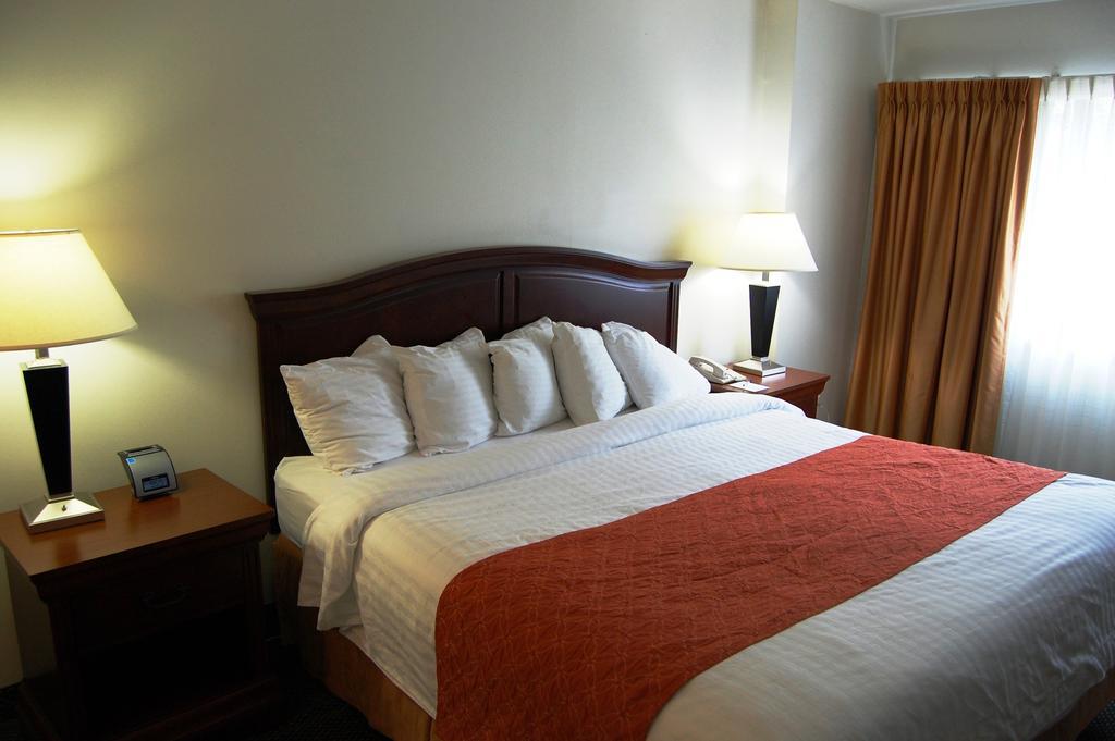 Washington Suites Alexandria Pokoj fotografie